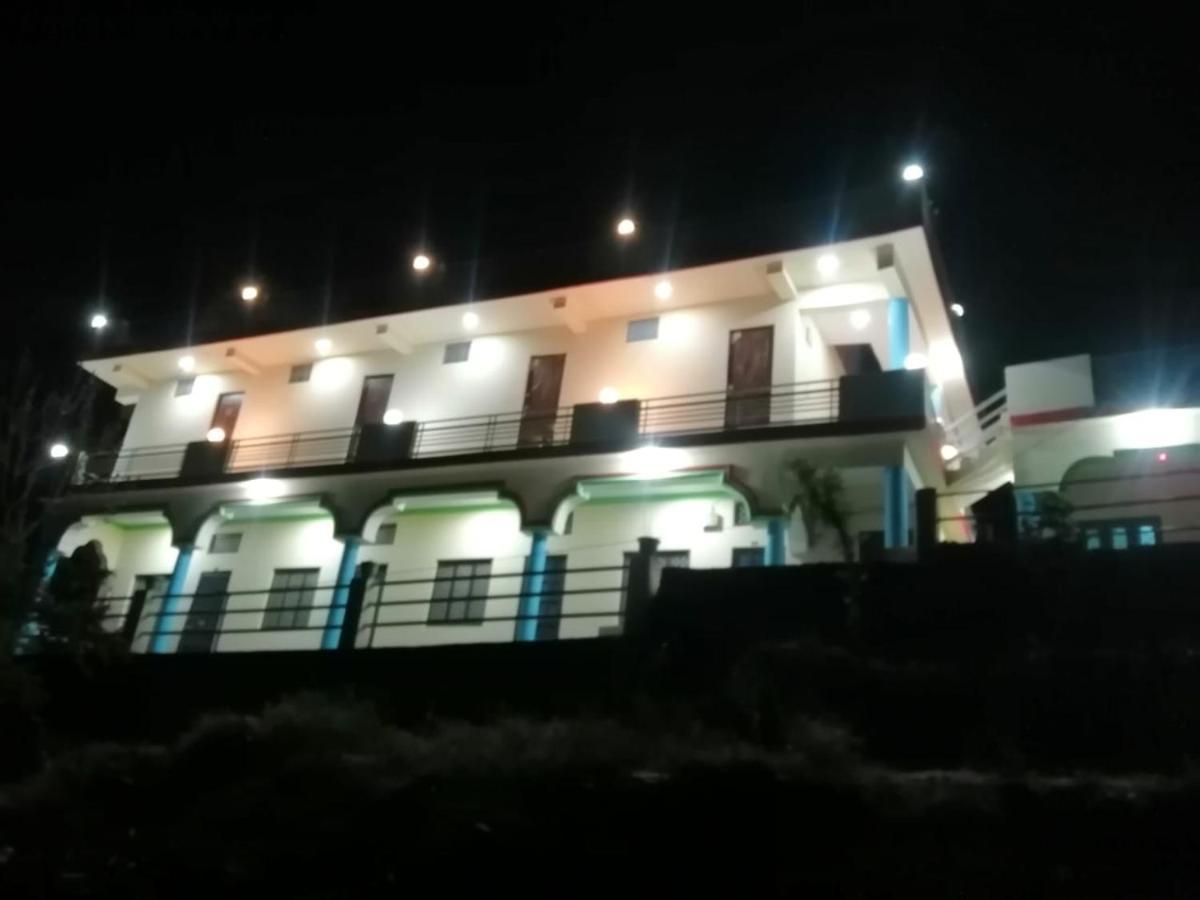 Prince Homestay & Restaurant Rudraprayāg Eksteriør billede