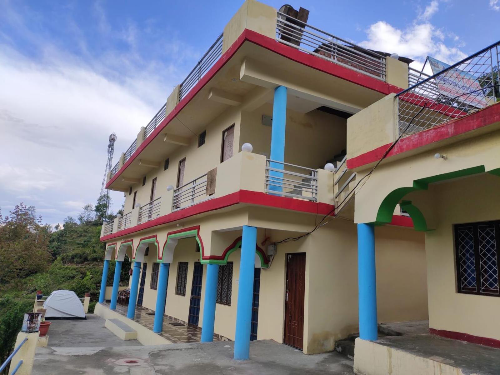 Prince Homestay & Restaurant Rudraprayāg Eksteriør billede
