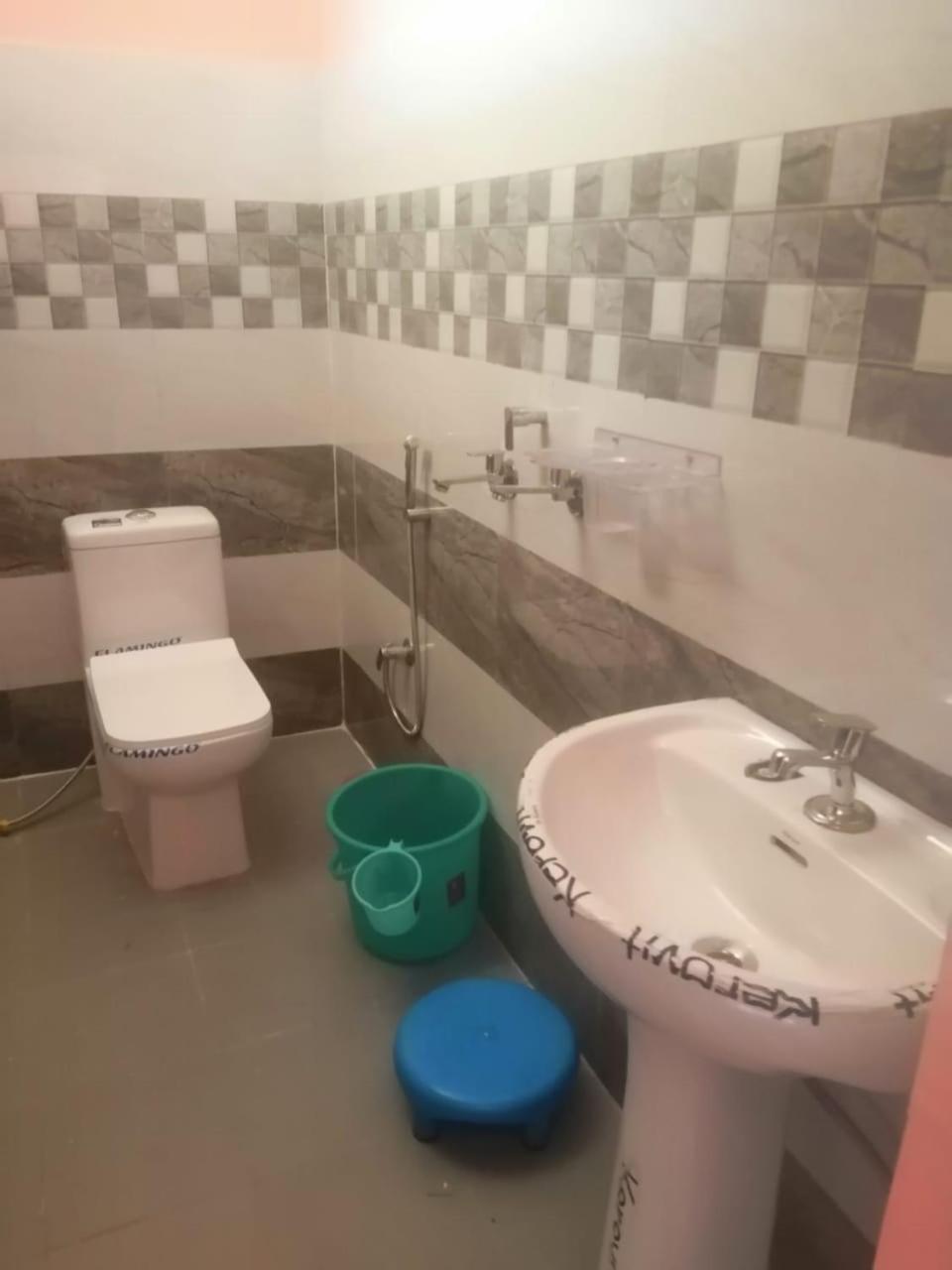 Prince Homestay & Restaurant Rudraprayāg Eksteriør billede