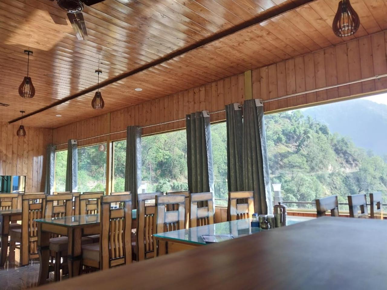 Prince Homestay & Restaurant Rudraprayāg Eksteriør billede