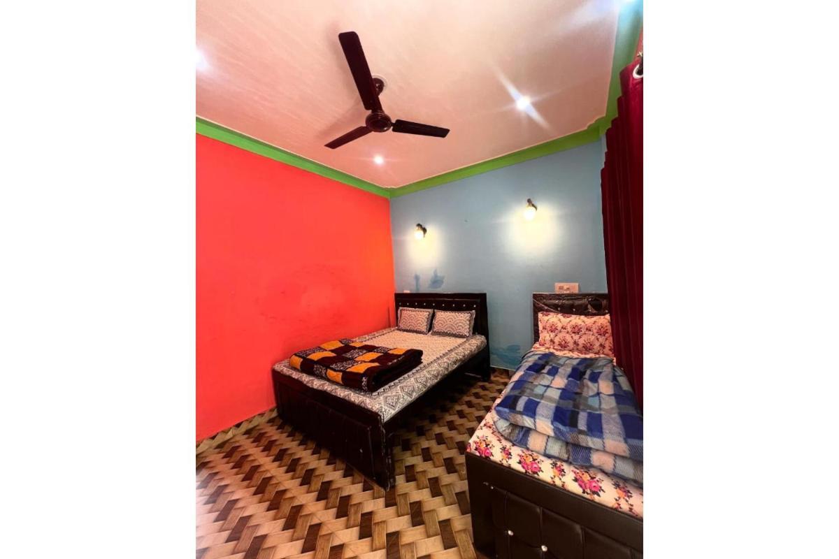 Prince Homestay & Restaurant Rudraprayāg Eksteriør billede